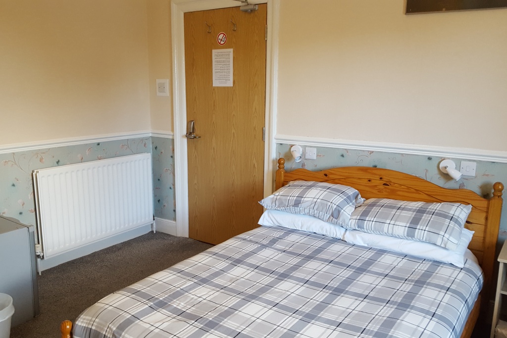 Double Bedroom At Annie's Guest House In South Shields